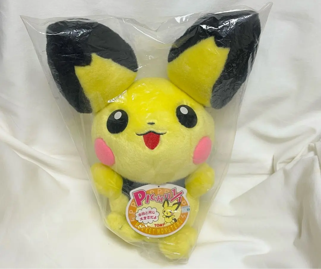 TOMY 1/1 ピチューぬいぐるみ 2001 ポケモンぬいぐるみ タグ付き 購*す様 ポケモン 初期 等身大 ピカチュウ ピチューぬいぐるみ
