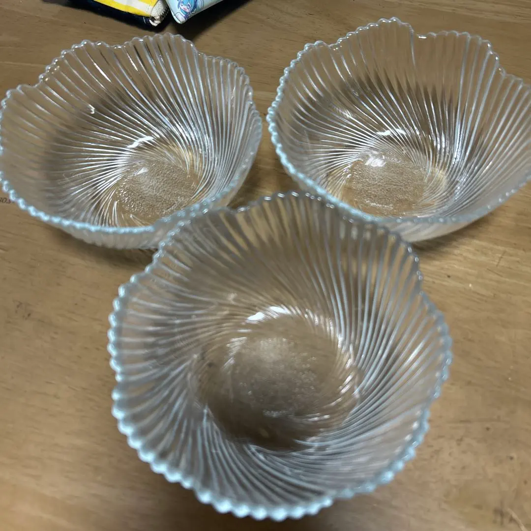 Thumbnail of Set of 3 Retro Glass Dessert Bowls