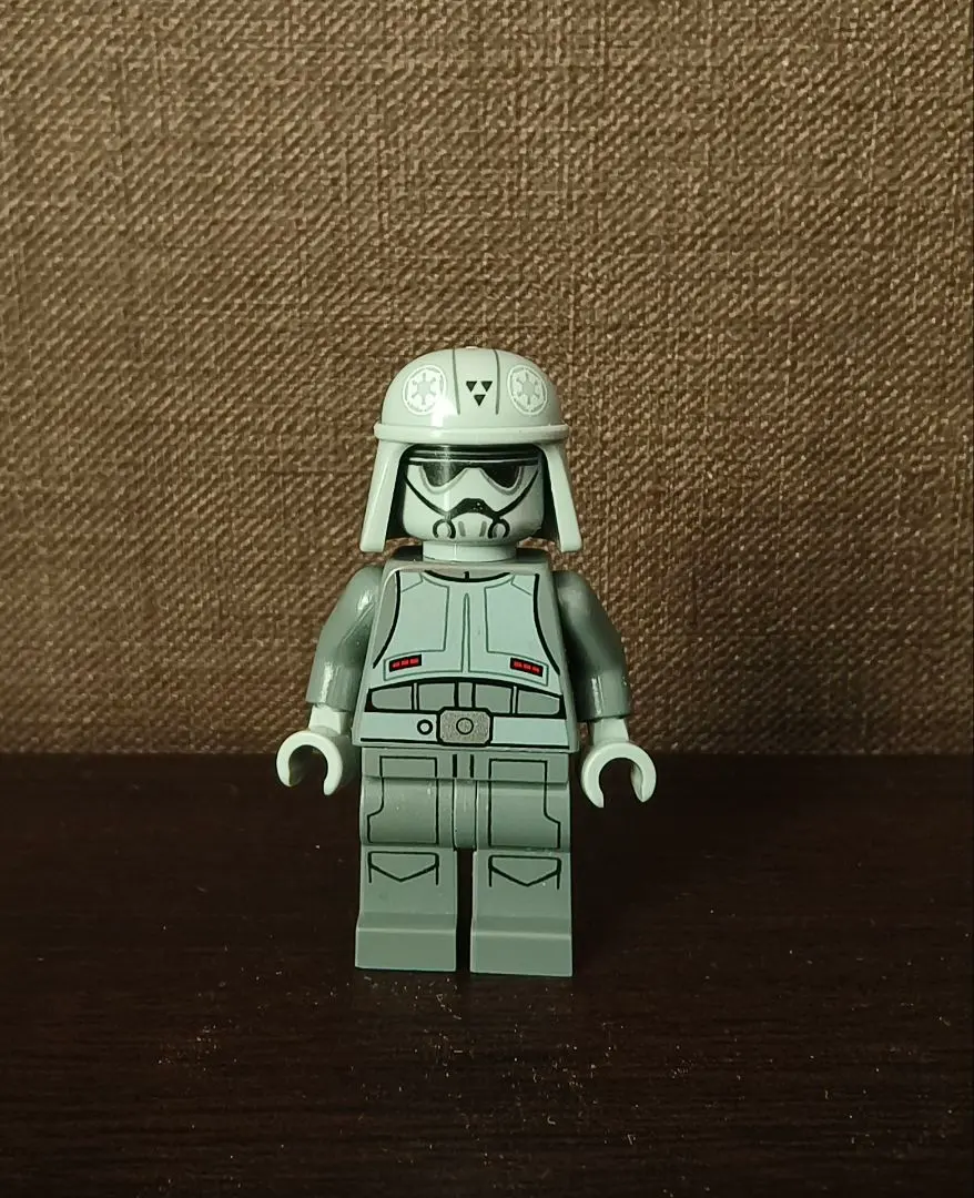 Thumbnail of LEGO Star Wars Minifigure Imperial Combat Driver