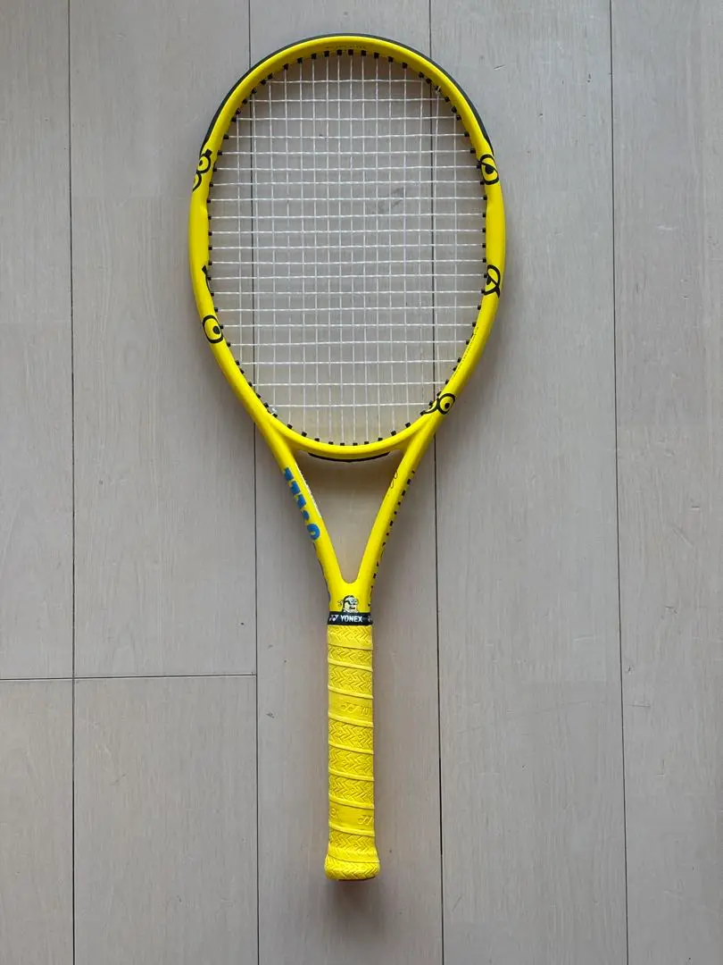 新品未使用　ウィルソンテニスULTRA95　ミニオンズ Wilson ウイルソン 硬式テニスラケット エアー・ケイ・ミニオン