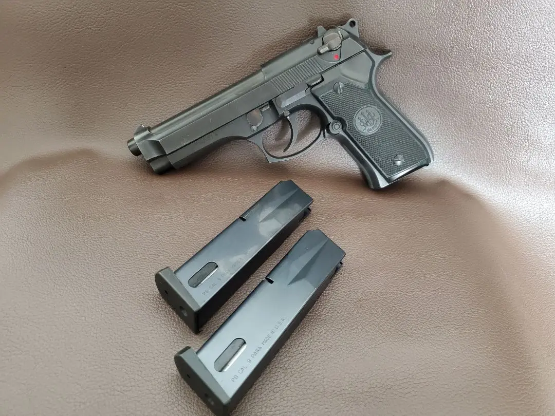 MGC ベレッタM92FスーパーリアルHW MGC] ベレッタ M92F スーパーリアルHW ダミーカートモデルガン