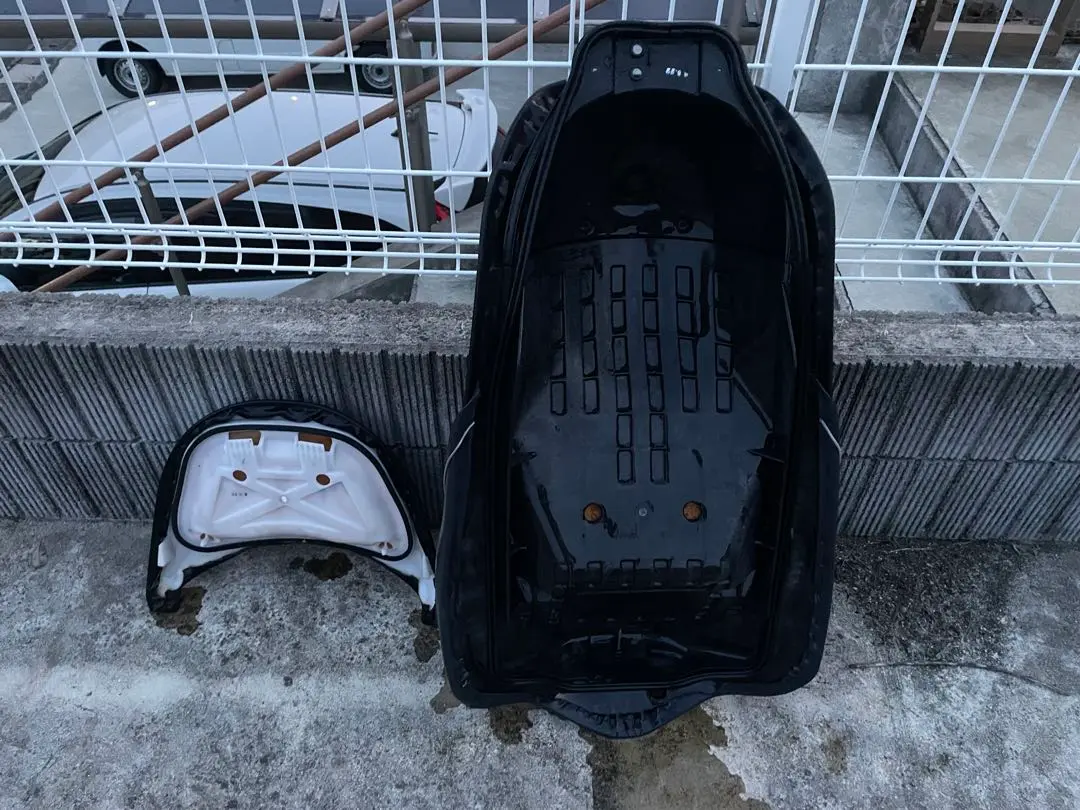 ホンダ・フォルツァ・ＭＦ10・社外新品ダイヤカットエナメルシート表皮　茶ブラウン Amazon | ホンダ フォルツァ MF10 エナメル 革製 ダイヤ柄