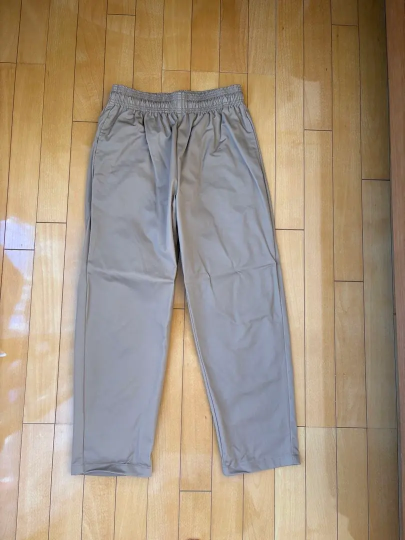 Thumbnail of GU Beige Easy Pants