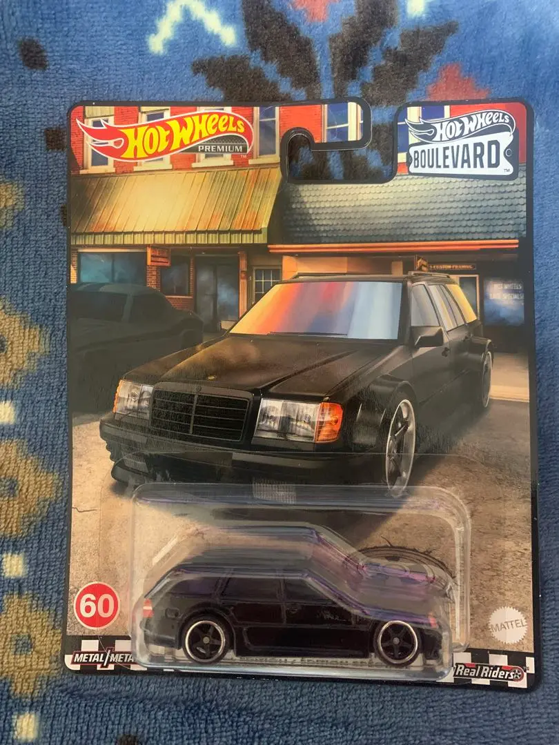 未開封 ホットウィール メルセデスベンツ AMG エステート E36
