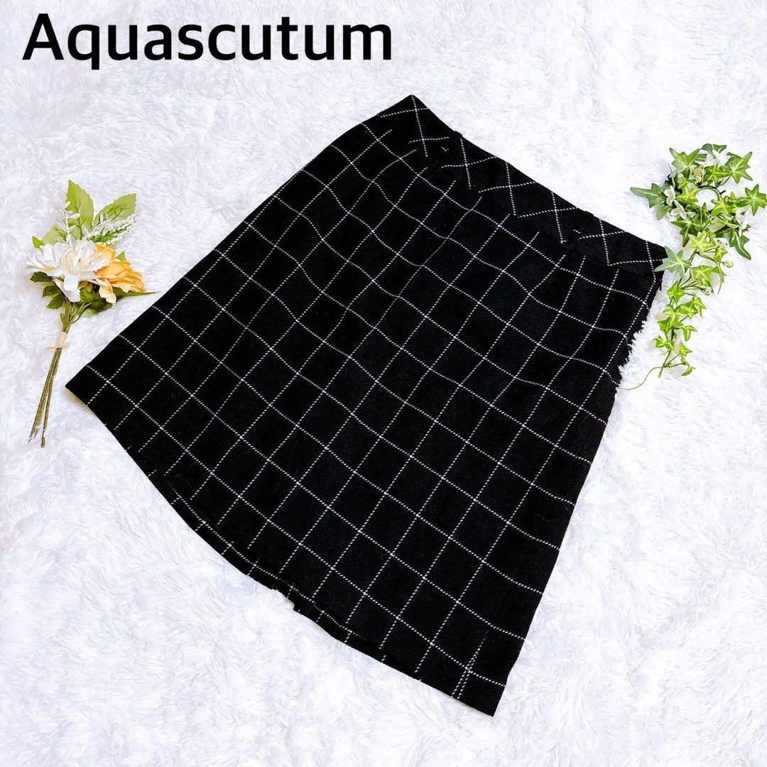 Thumbnail of Excellent Condition: Aquascutum Knee-Length Pleated Skirt, Black Check, Made in Japan