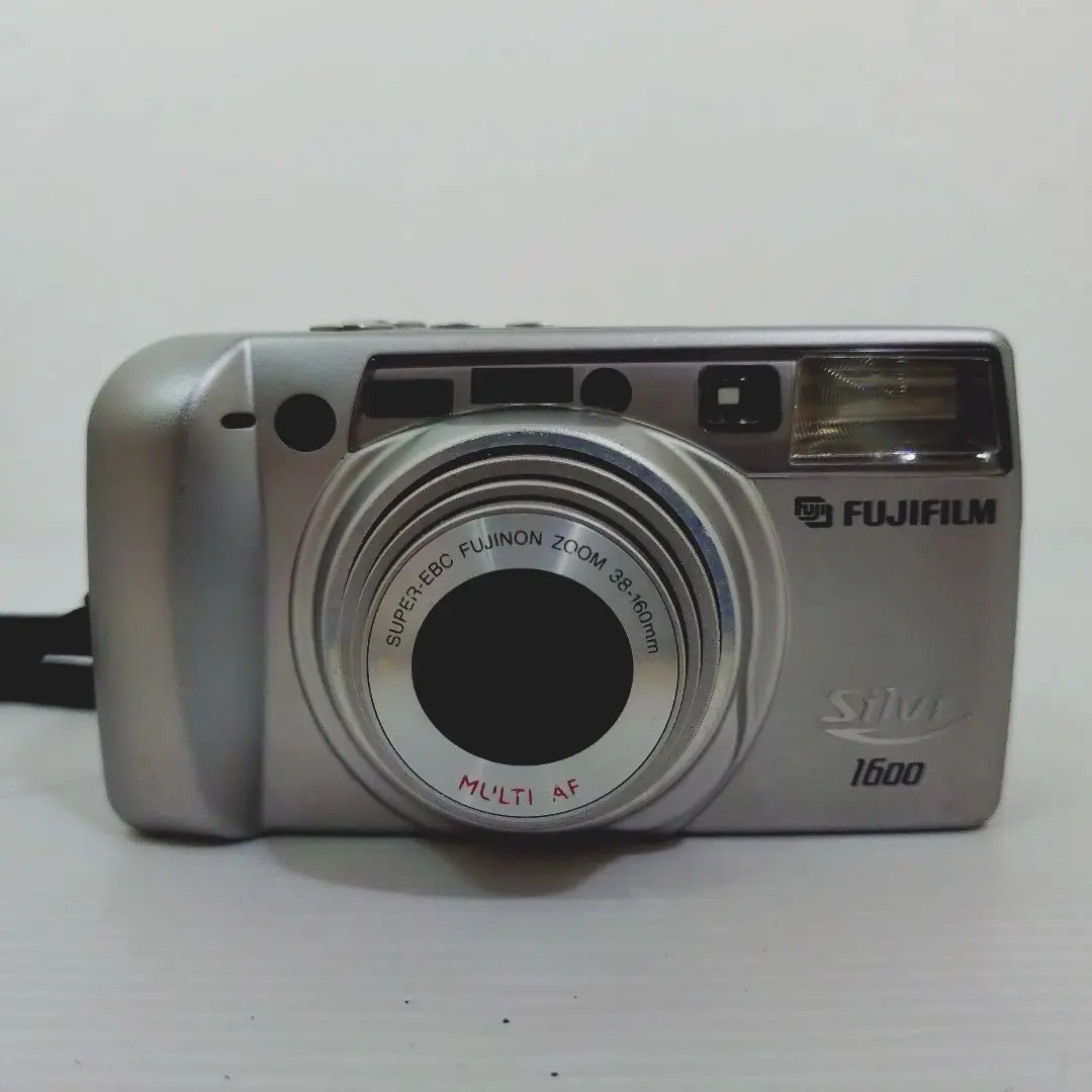 【完動品】 FUJIFILM Silvi 1600フィルムカメラ 動作確認済み 完動品】FUJIFILM Silvi 1600 フジフィルム - メルカリ