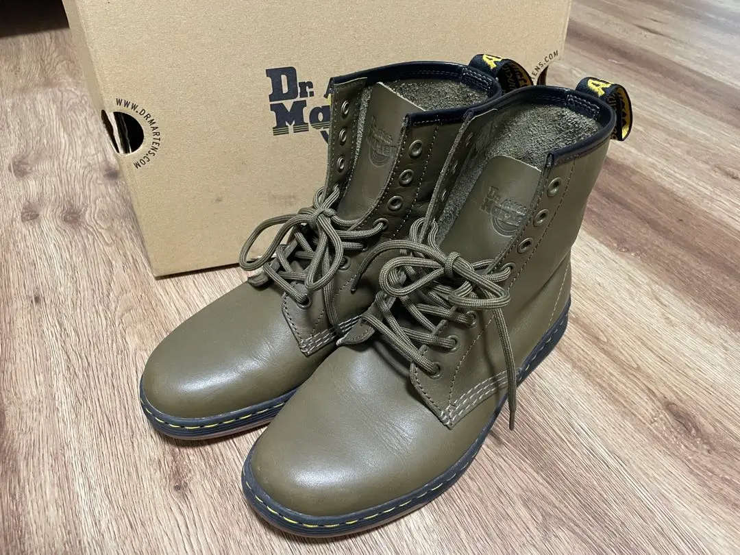 2025年最新】dr．martens newton ドクターの人気アイテム - メルカリ