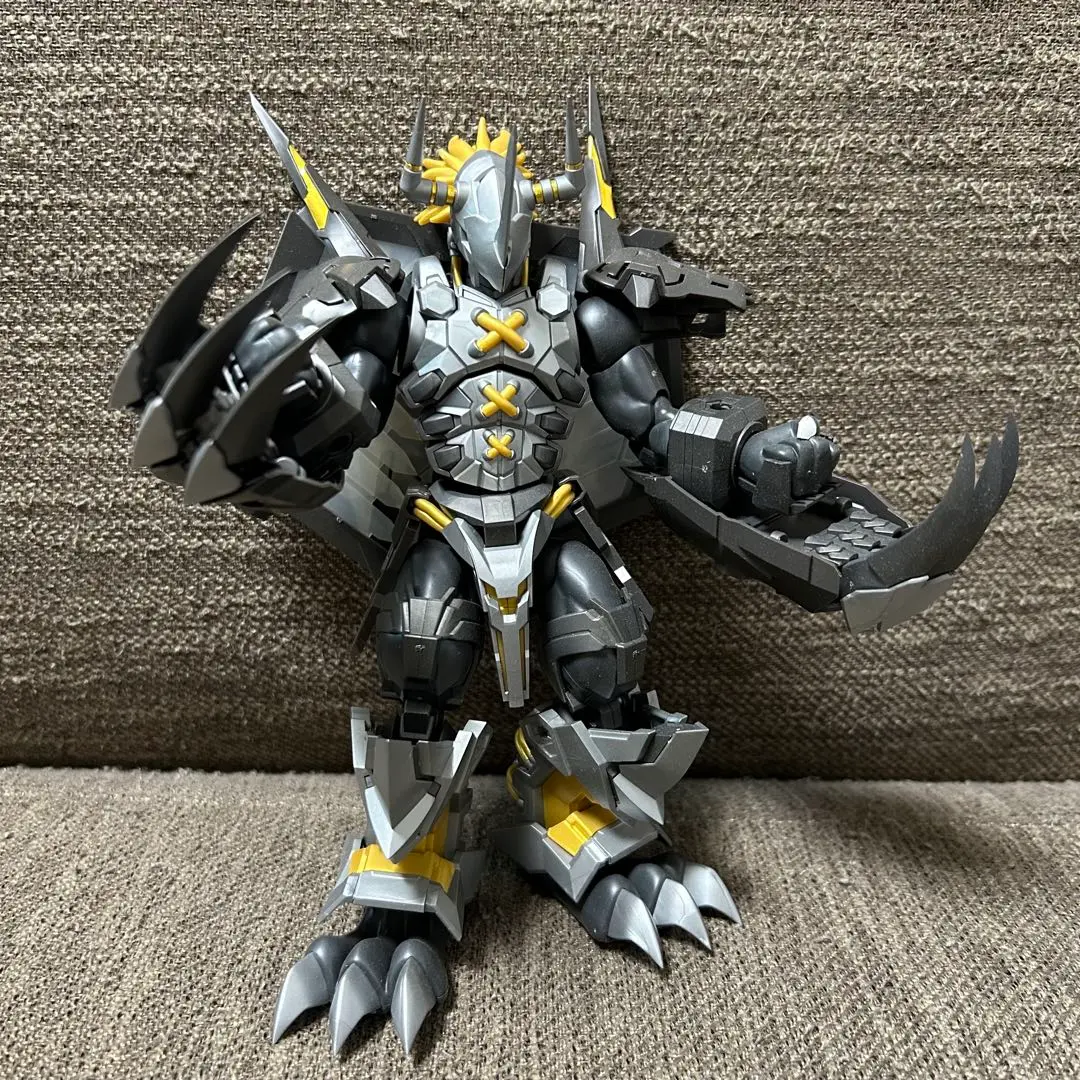 BLACKWARGREYMON ブラックウォーグレイモン　プラモデル バンダイ】Figure-rise Standard Amplified ブラックウォー