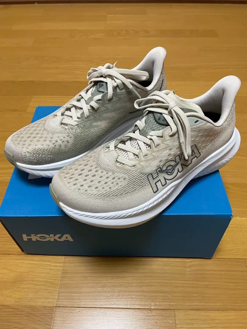 Amazon.com | HOKA Mach 6 Mens Shoes Size 8.5, Color: Black