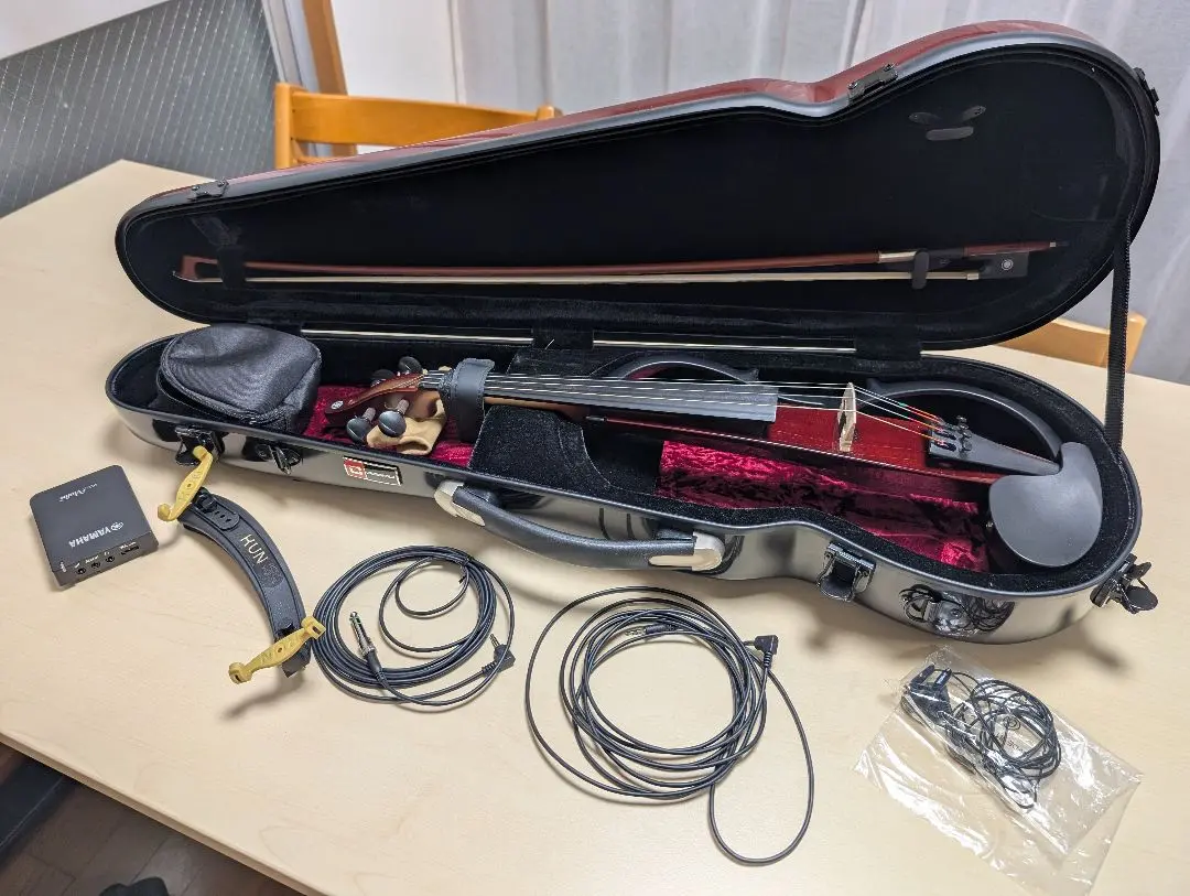 山葉 YAMAHA 靜音小提琴套裝 YSV104 配硬盒 的縮圖