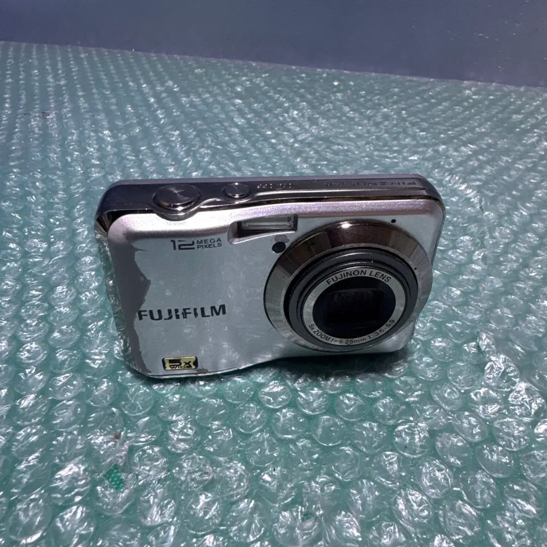 Thumbnail of Tested and working: FUJIFILM AX200 compact digital camera