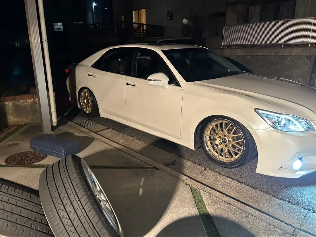 マーベリック709M 18インチ　スタッドレス付き ウェッズ マーベリック 709M 18インチ - プリウス 50系 DAA