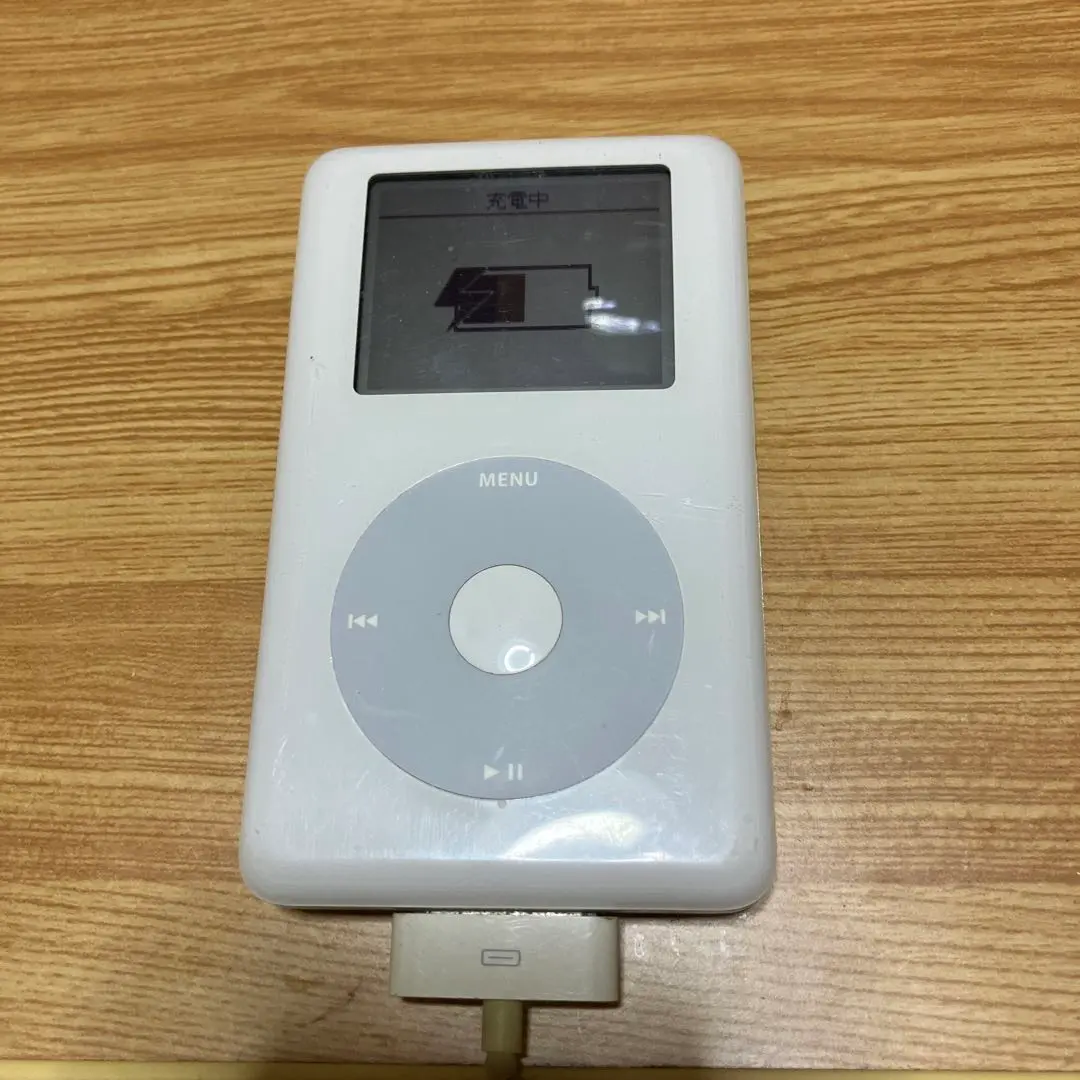 アップル Apple iPod 第4世代 Click Wheel 20GB Apple iPod Click Wheel 4th Generation 20GB White A1059