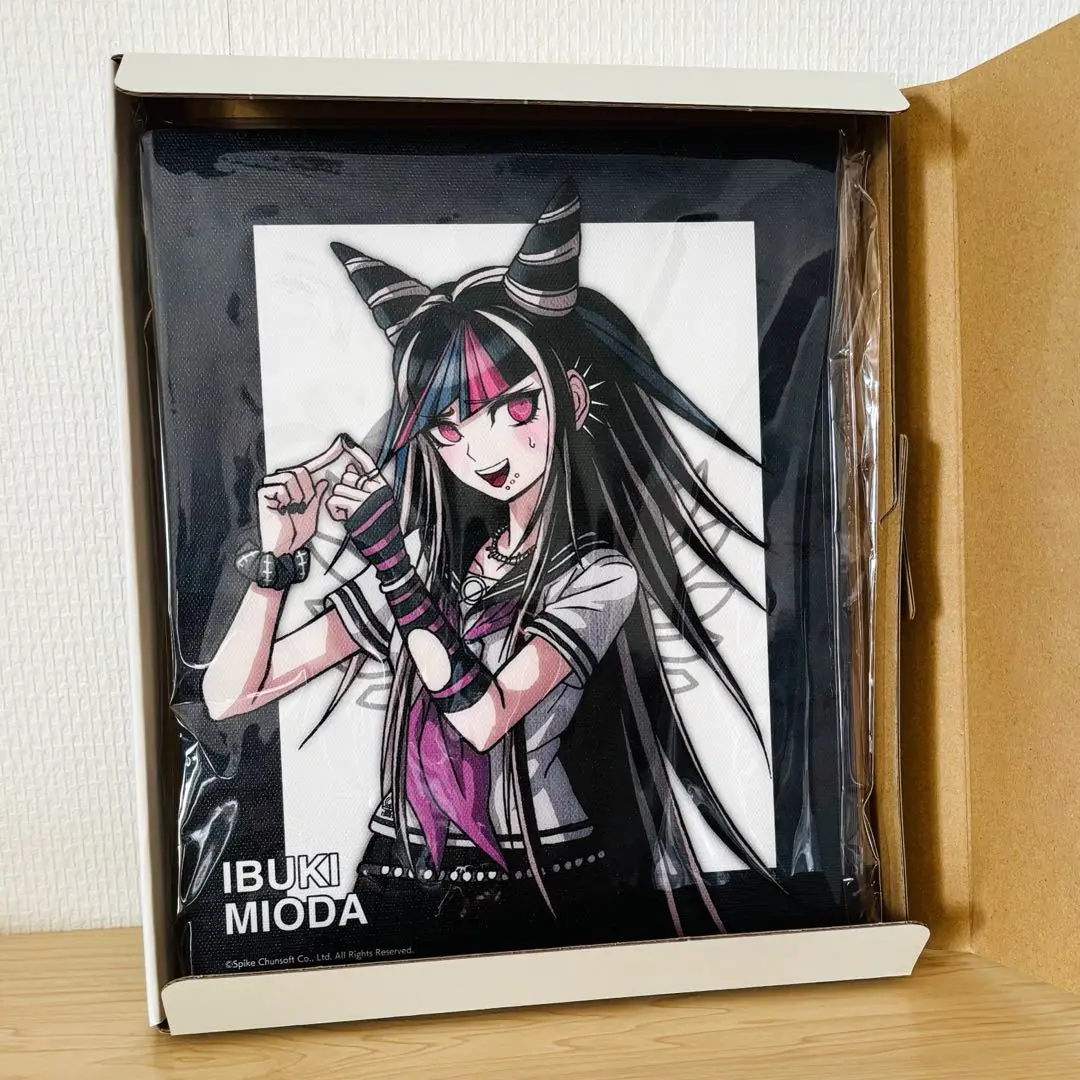 ダンガンロンパ 楽天コレクション キャンバスアート 入間美兎 王
