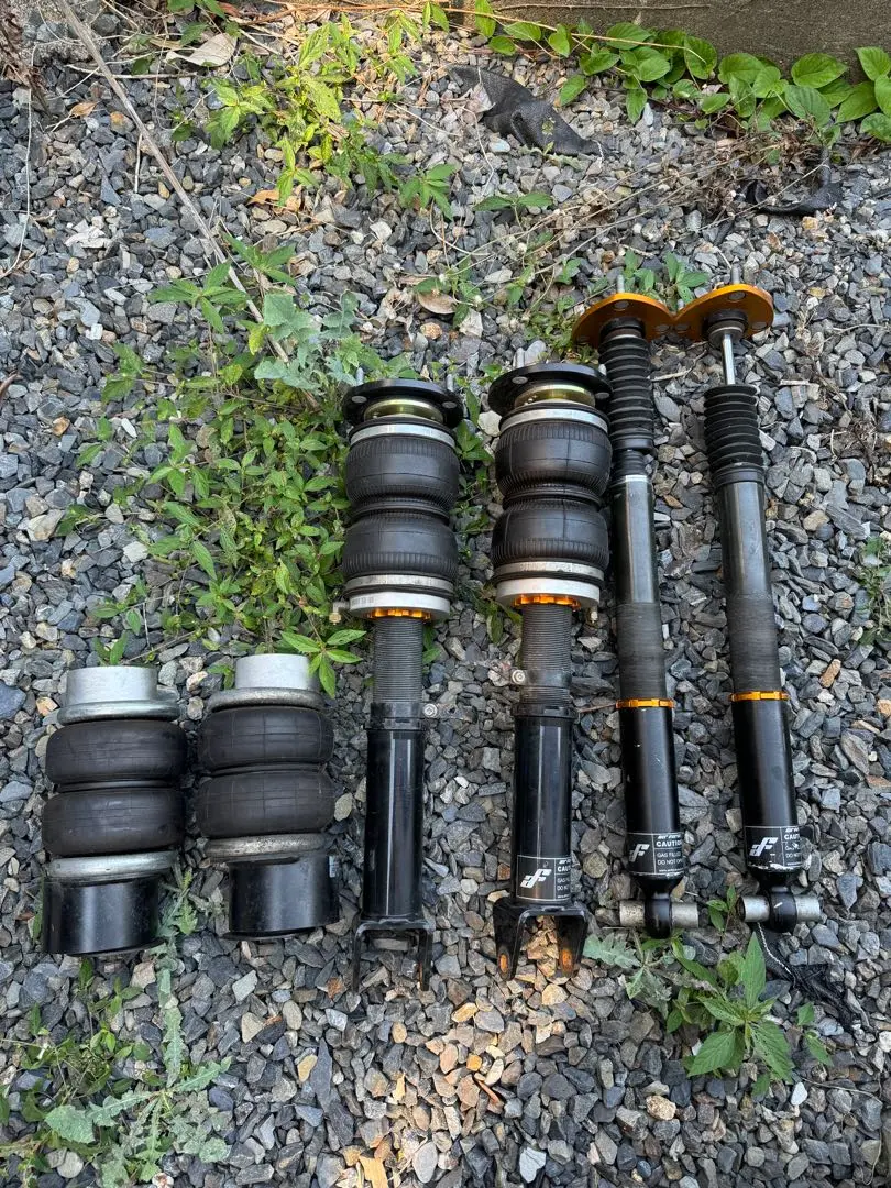 AIRMEXT エアサス レクサス RC GS エアメクスト GSのエアサス・AIRMEXT・メーガンレーシングに関するカスタム