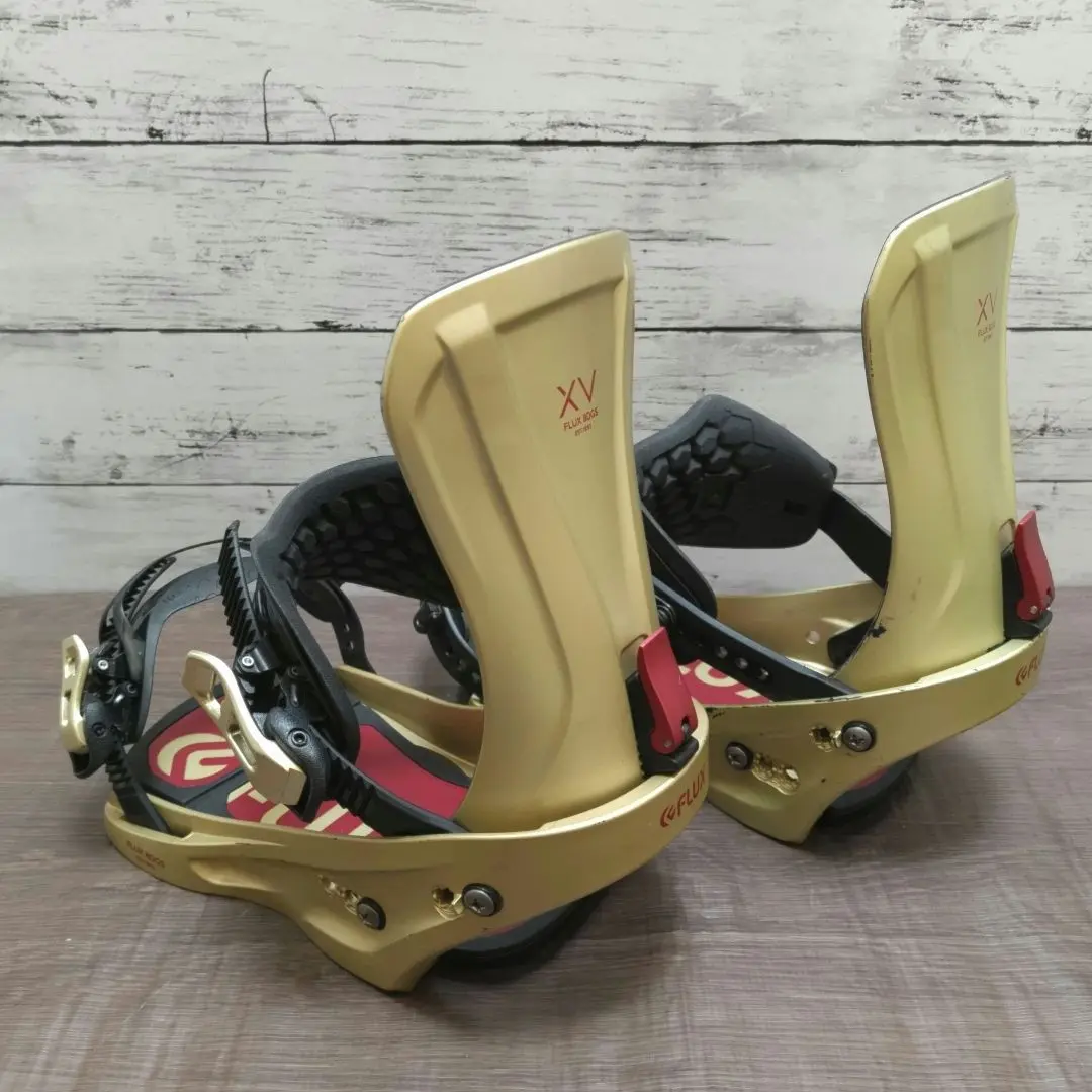 2025年最新】FLUX モデル年式：21-22モデル スノーボード