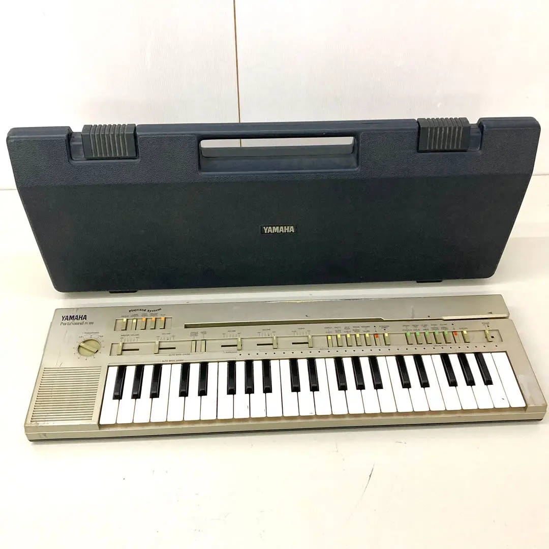 Vintage Yamaha PortaSound Pc-100 Electronic Keyboard With