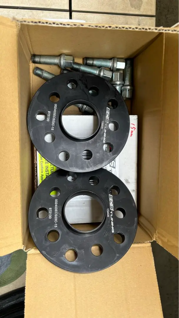 ECSホイールスペーサー15mm×2 個＆シュラウベ ホイールボルト×10本 ECS Wheel Spacer Kit for Audi ホイールスペーサー