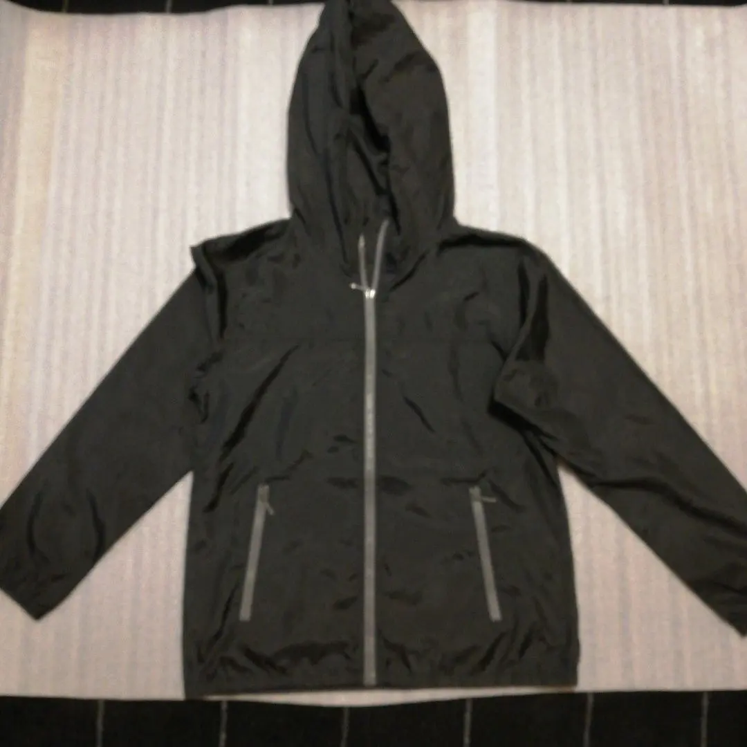 Thumbnail of UNIQLO Black Jumper, Size 140