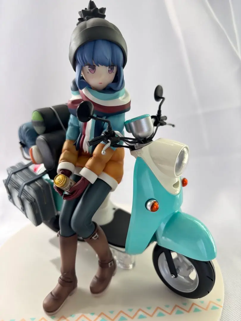 【美品】アルター　志摩リン(しまりん) with スクーター ゆるキャン△ Amazon.co.jp: アルター ゆるキャン△ 志摩リン with スクーター
