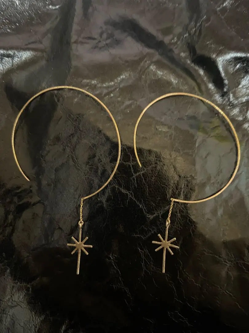 drama H.P.FRANCE k10 黃金圓環耳環 星形吊飾 的縮圖