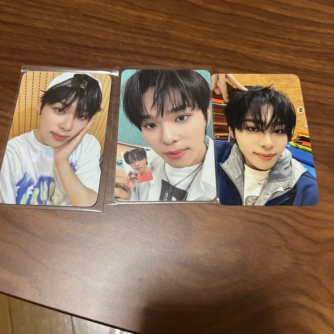 Thumbnail of Amaru KickFlip trading card set