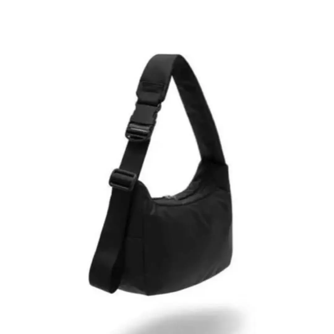 2025年最新】clesste holiday bagの人気アイテム - メルカリ