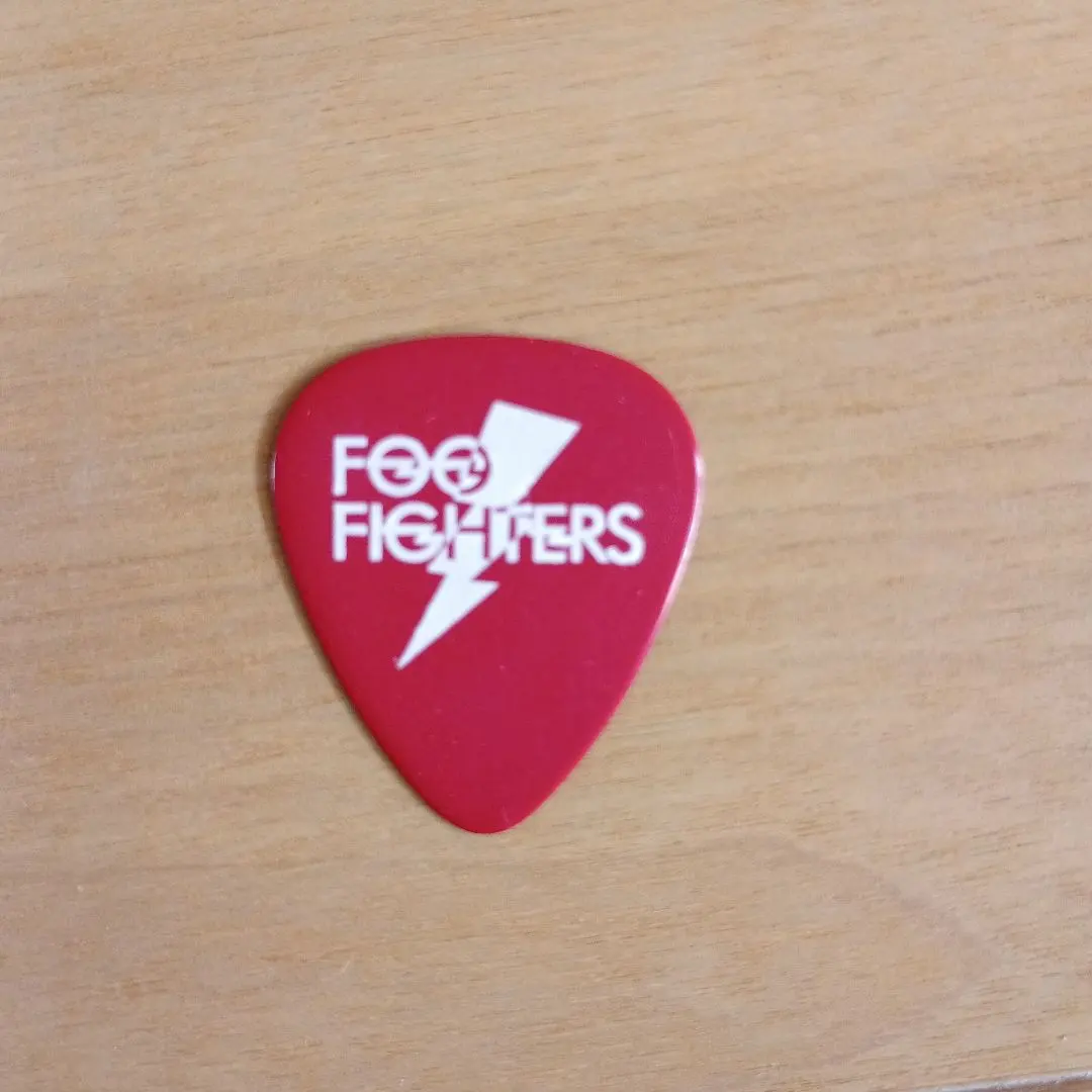 Thumbnail of FOO FIGHTERS Pick Red (Bulk Purchase Available)