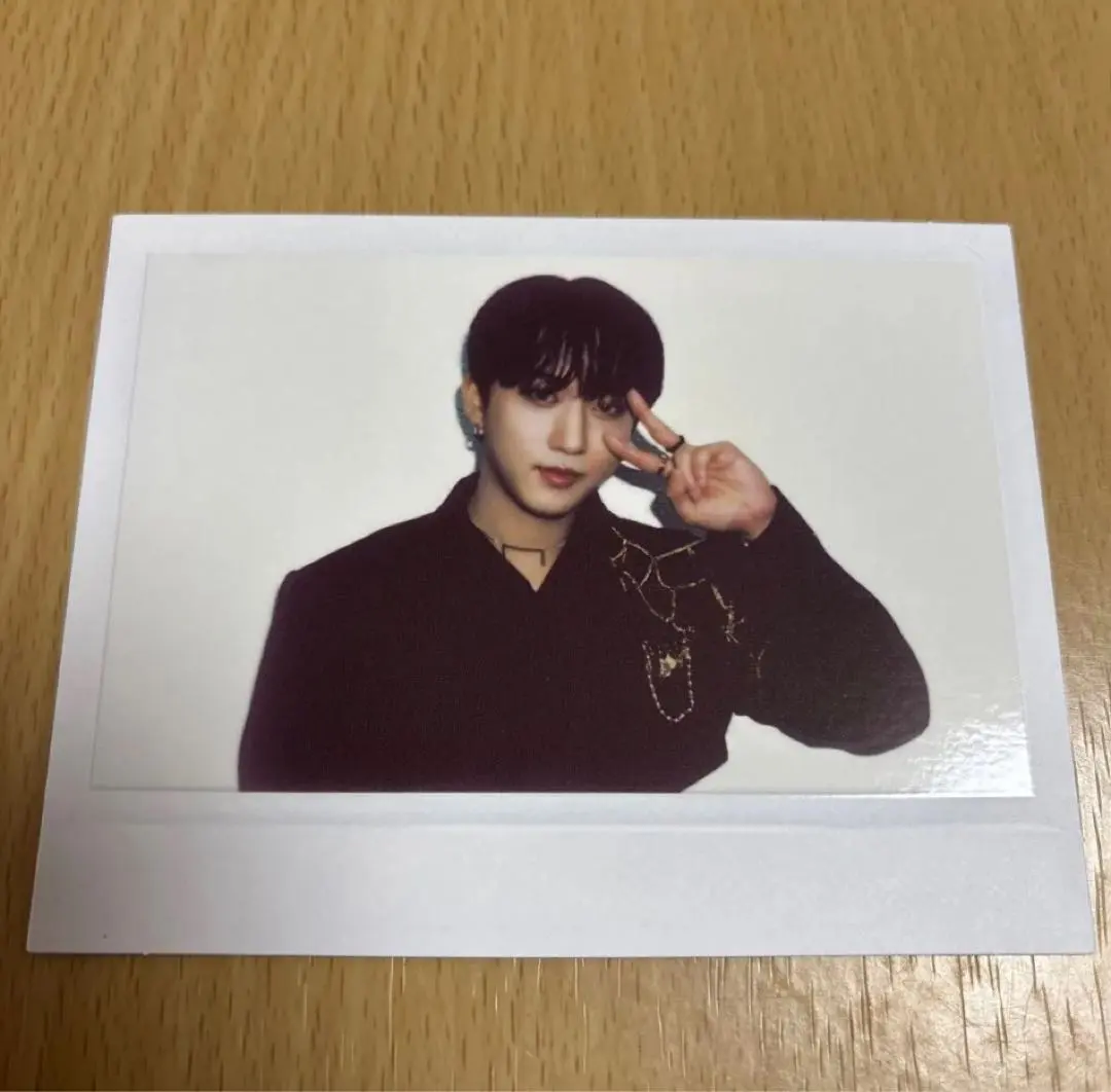 Thumbnail of Changbin Polaroid MANIAC Stray Kids