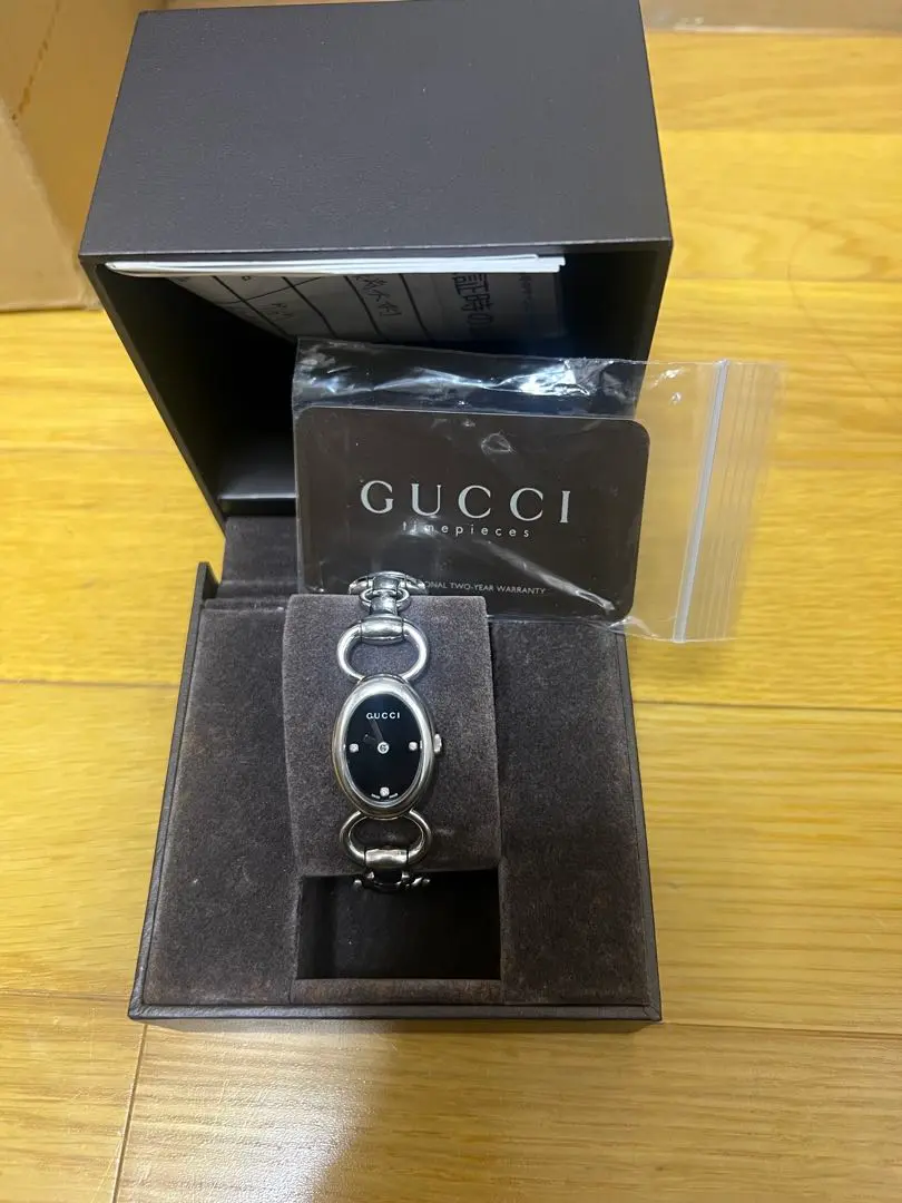 GUCCI  ブレスレット  Au750  k18gold  お値下げ GUCCI】グッチ アイコン ブレスレット バングル K18イエロー