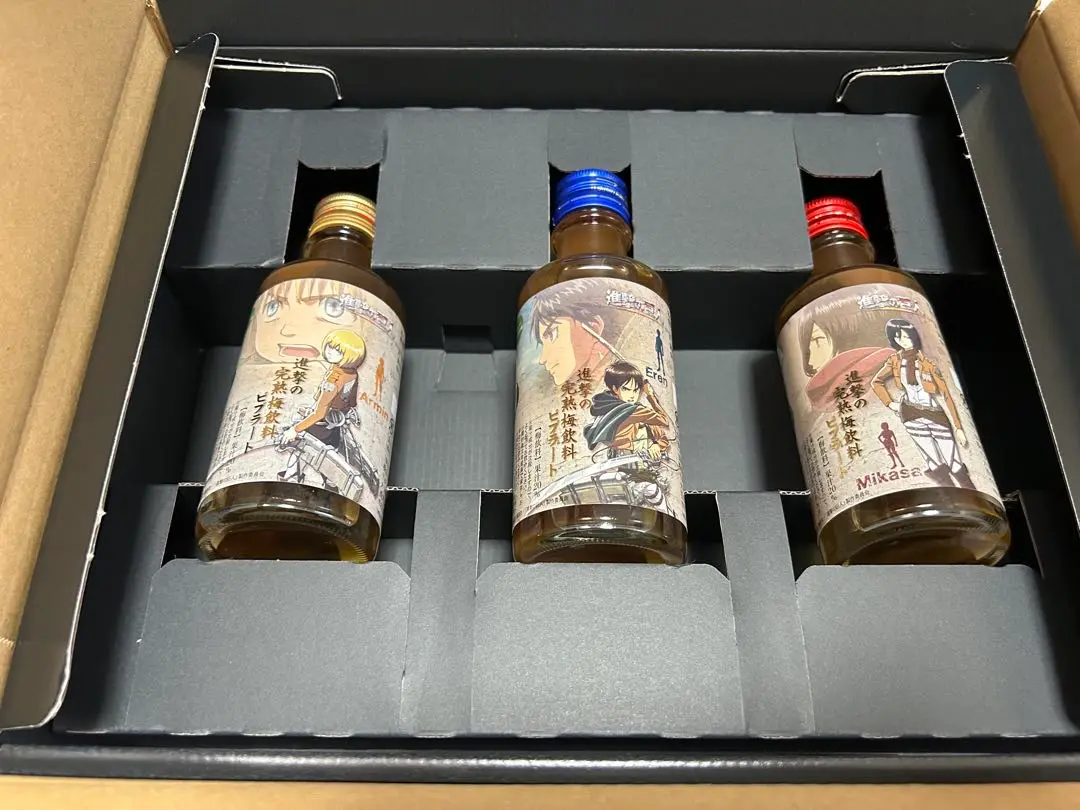 超貴重！進撃の巨人 梅酒３点セット 2014年製【値下げ】 ネットショップ】進撃の巨人 x 梅酒 ～書き下ろし原画 リヴァイ