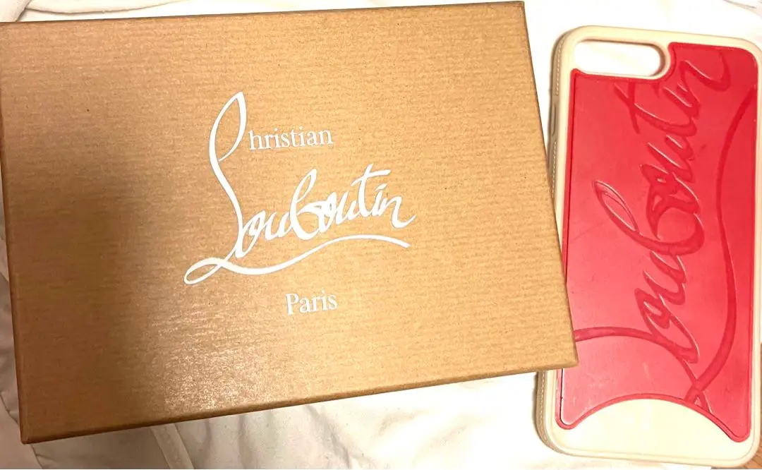 Christian Louboutin - 本日限定価格☆ルブタン☆i phonケース 8 2025年最新】クリスチャンルブタン アイフォンケースの人気