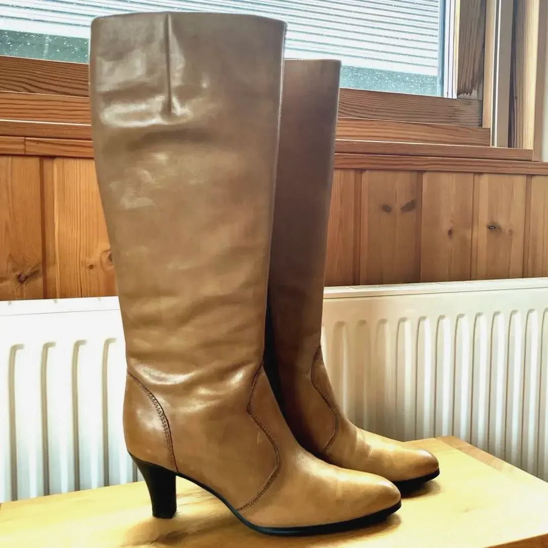 Thumbnail of Long boots, yellow beige, 24.5 cm