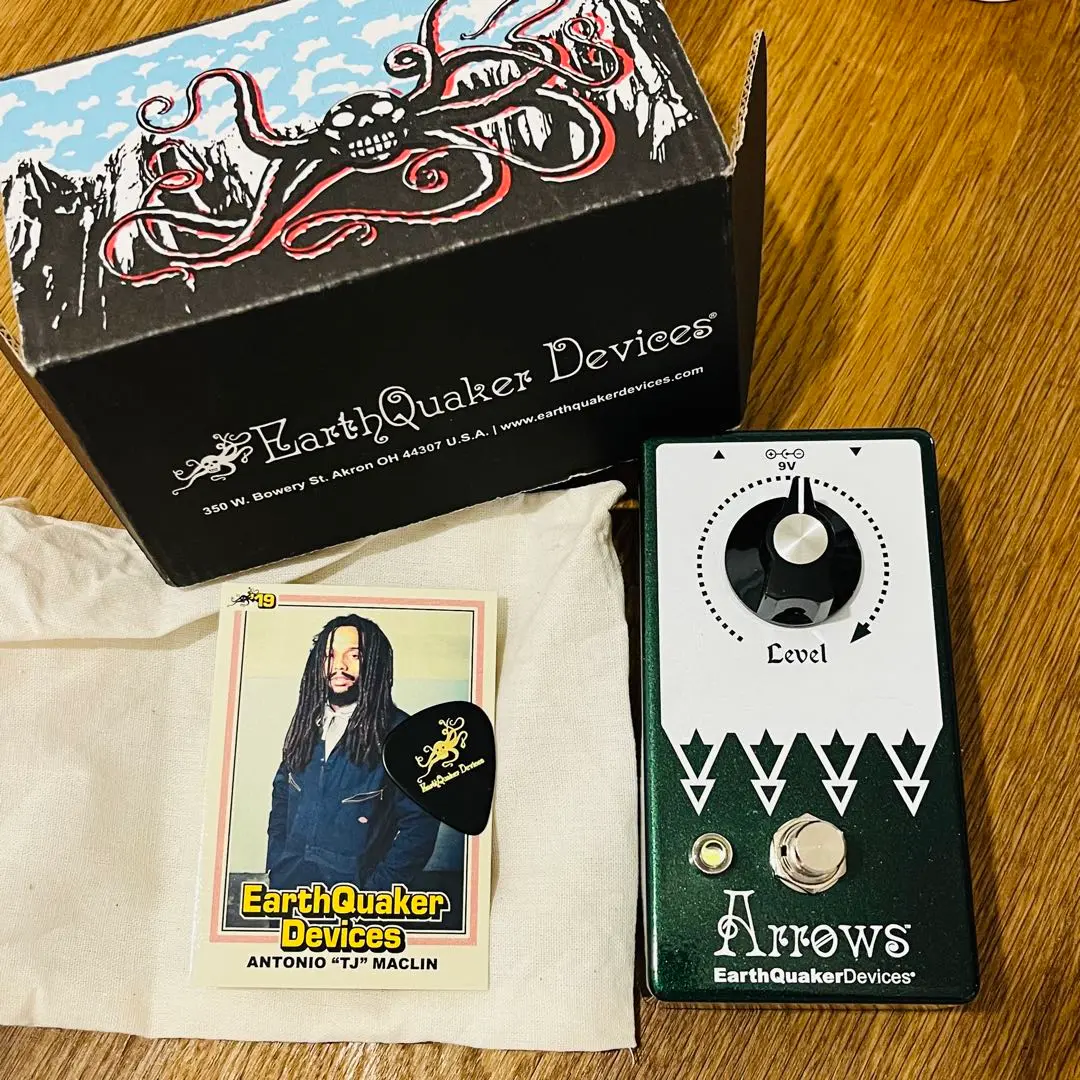 Arrows earthquaker devices 【箱、ステッカー付き】 EarthQuaker Devices Arrows / Booster｜平野楽器 ロッキン