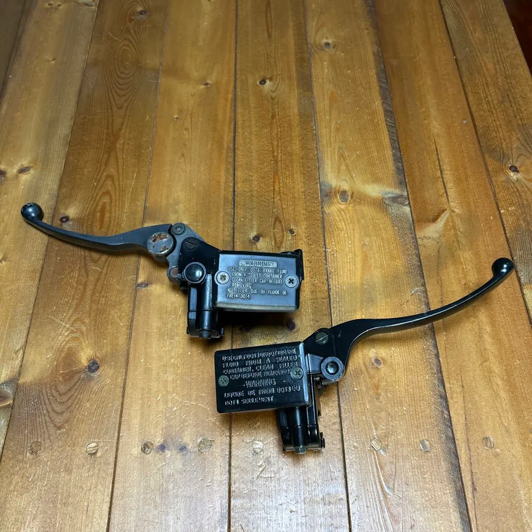 KZ900マスターシリンダー オーバーホール済み、純正品 adjuster1225_ka-1423