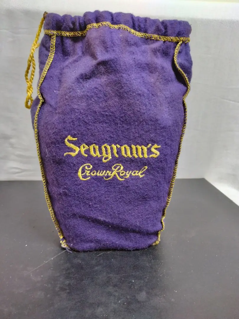 【未開栓】Seagram's Crown  袋と箱付 2025年最新】seagram crown royalの人気アイテム - メルカリ