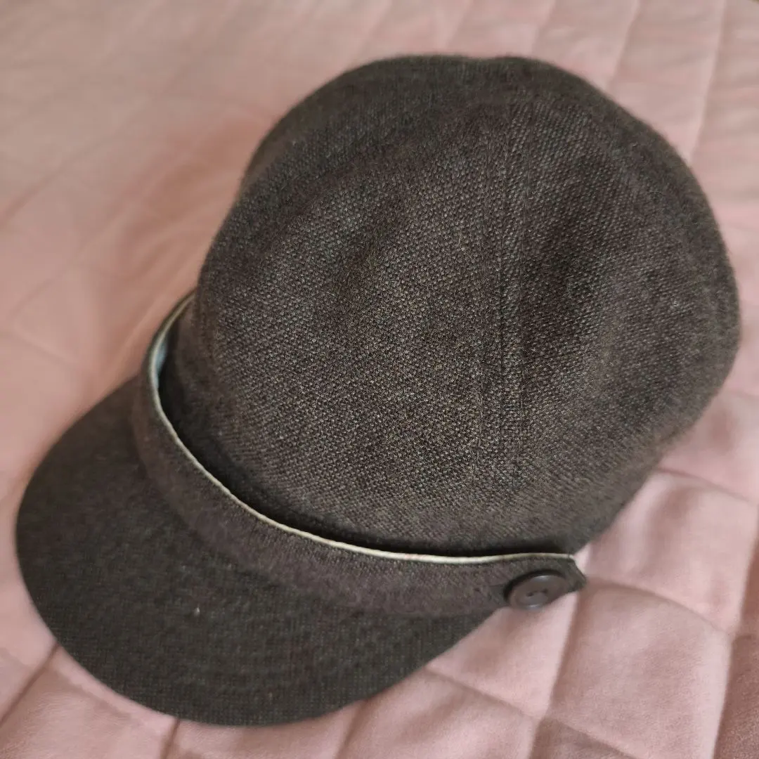 Thumbnail of anachronorm cap