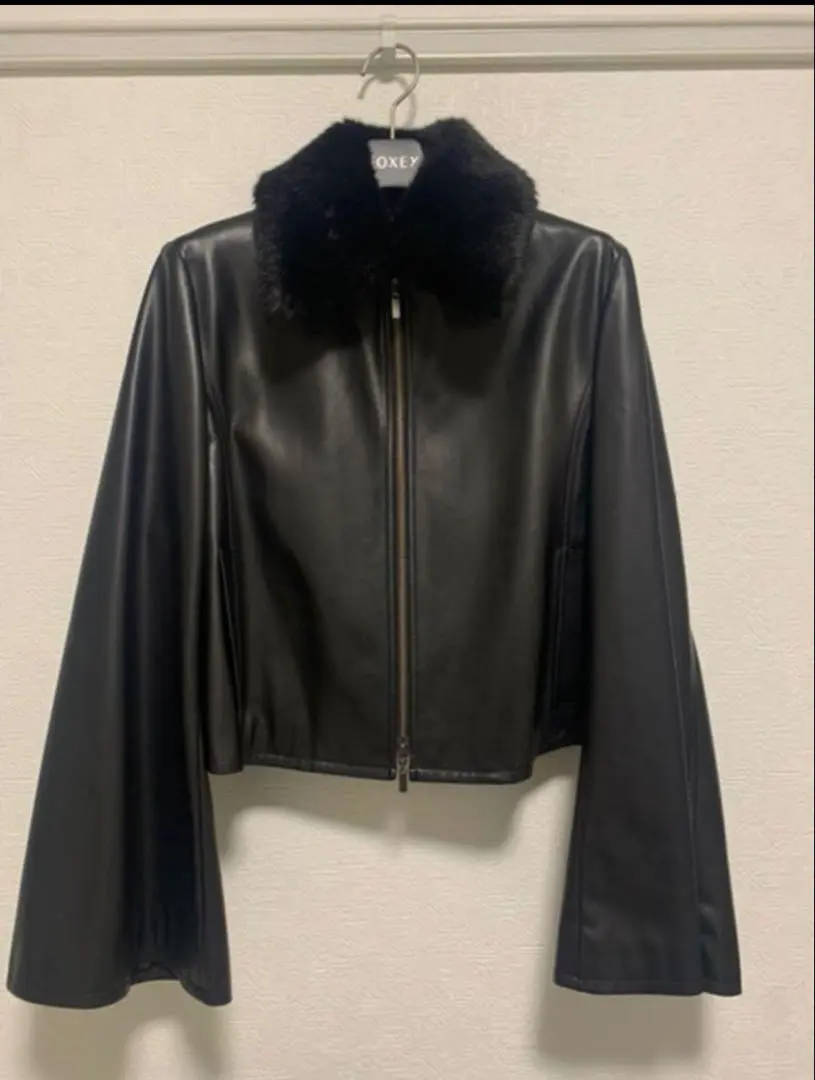 美品♡ フォクシーニューヨーク コレクション フェイクレザージャケット 2025年最新】Yahoo!オークション -「レザー ジャケット