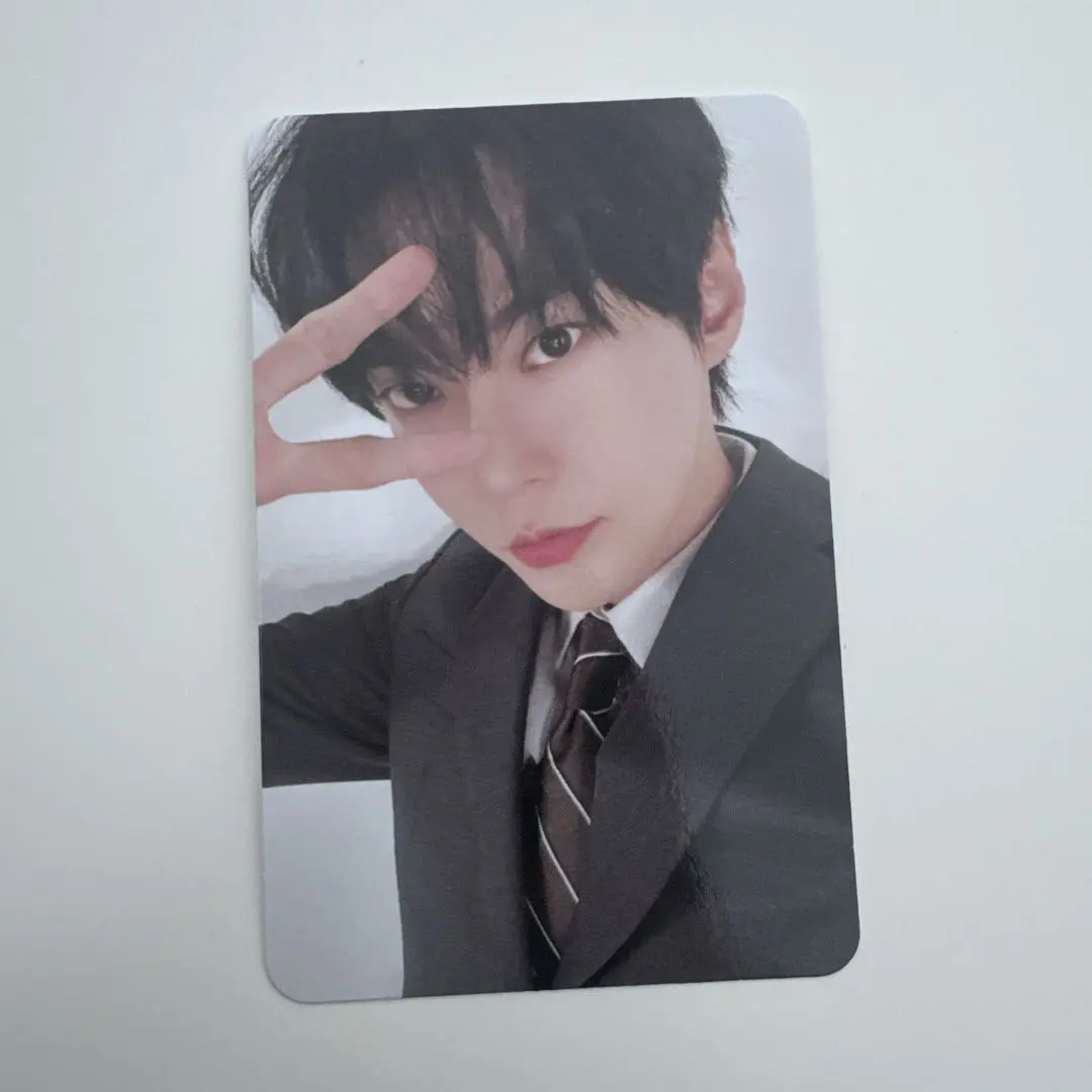 Thumbnail of NCT Zone Japan Pop-up Store 10,000 yen Purchase Benefit Trading Card Doyoung