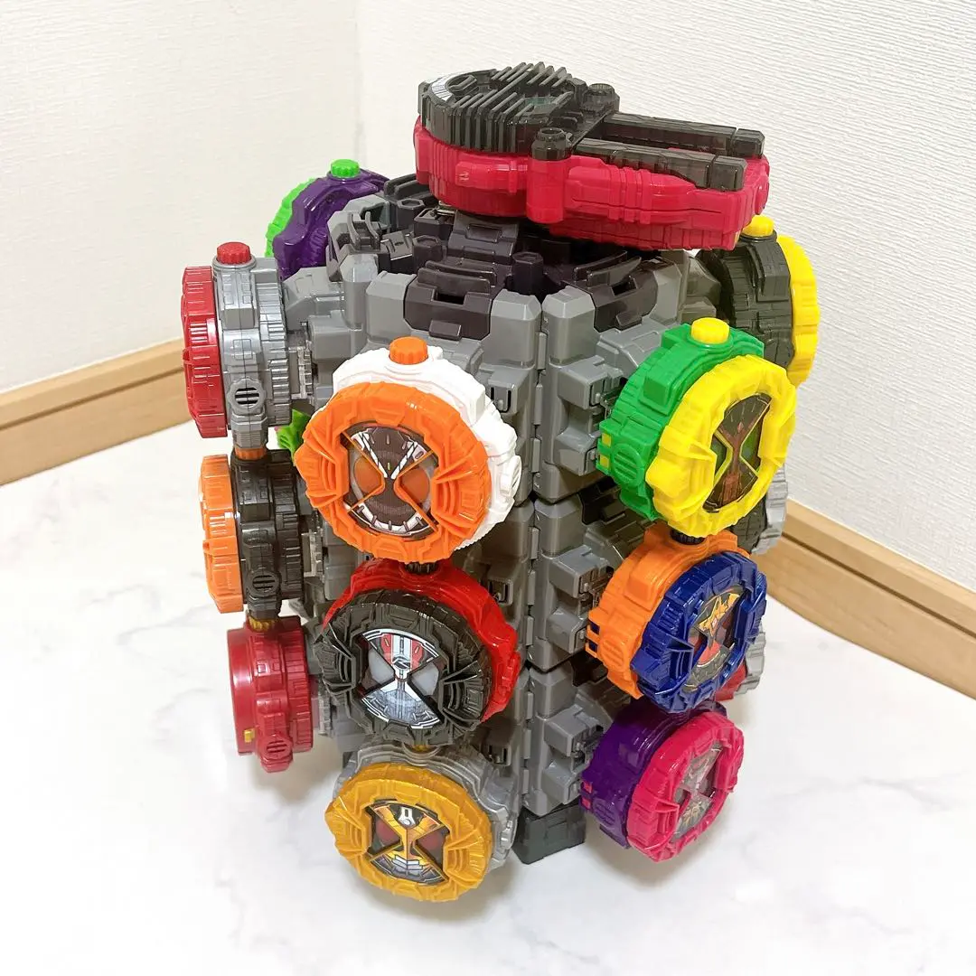 未使用　仮面ライダー555 リストウォッチセット 仮面ライダー555のリストウォッチ型デバイス『ファイズアクセル