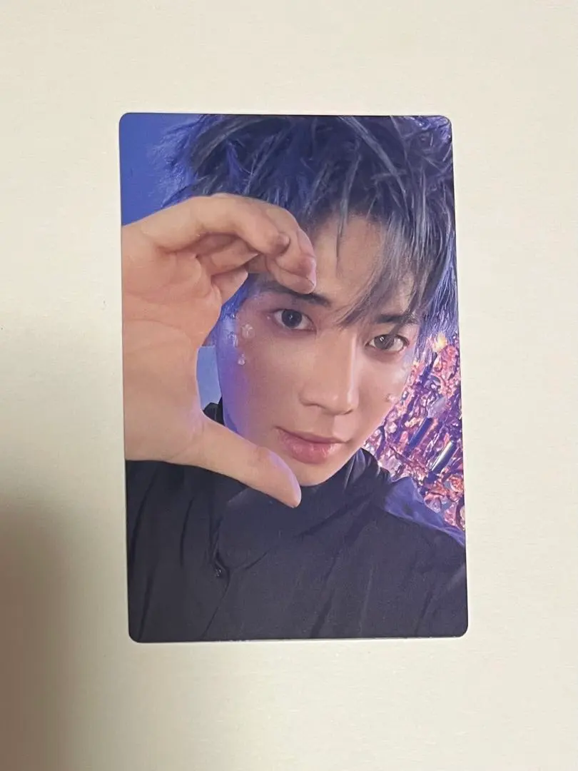 Thumbnail of TXT starkissed First Press Limited Edition B Trading Card Taehyun ①