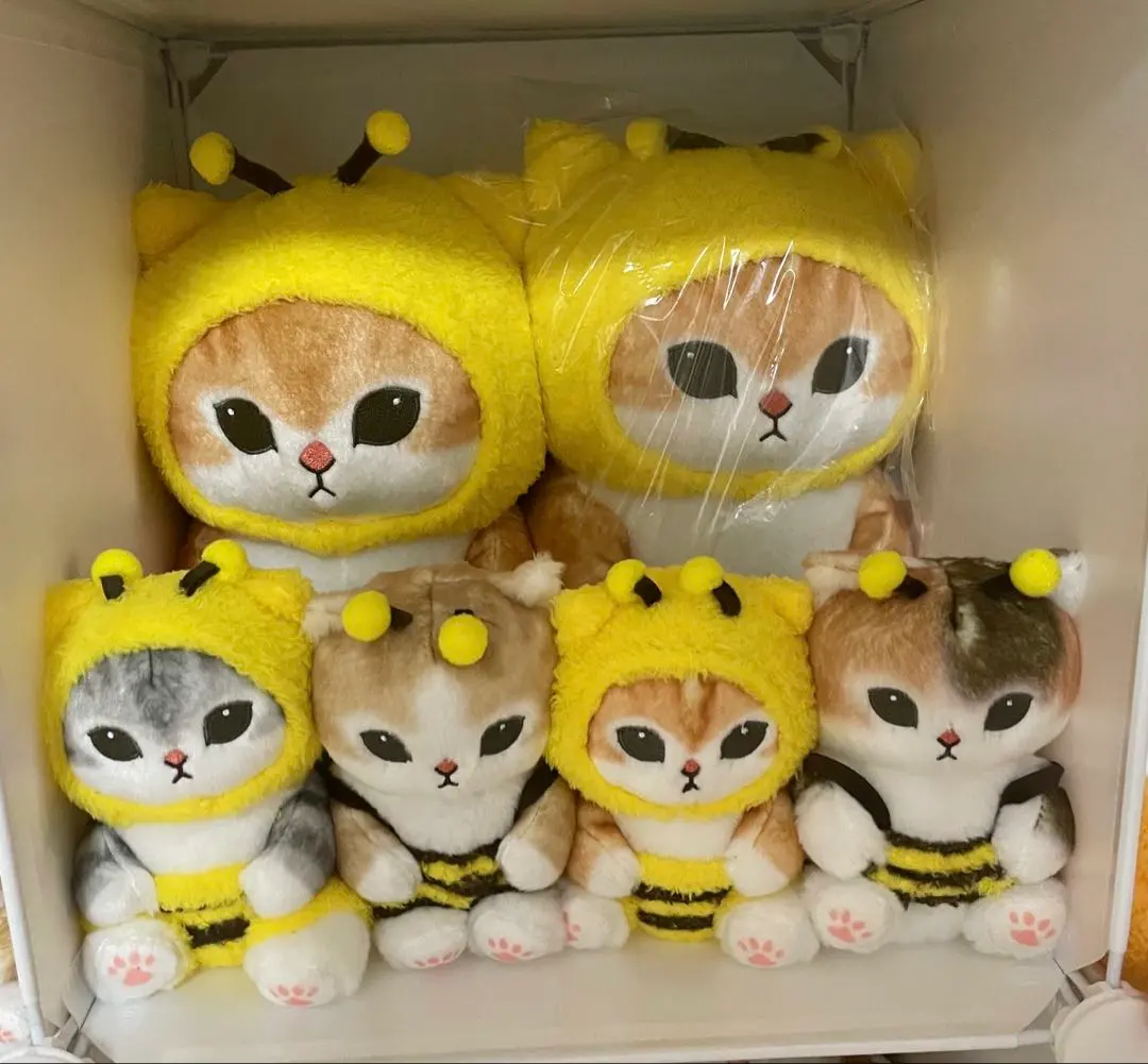 Thumbnail of mofusand Mofusand Plushie Bee Cat