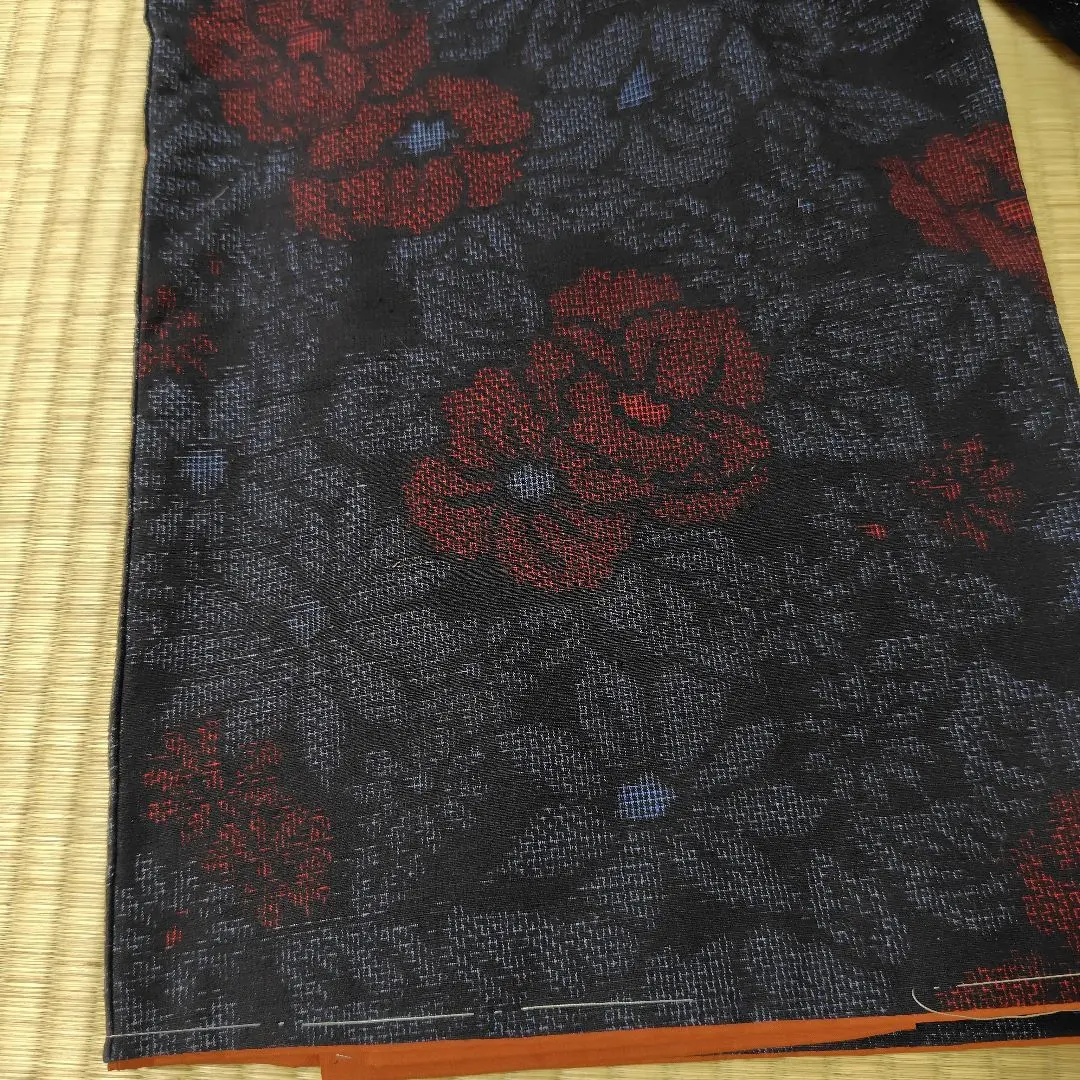 Thumbnail of Tsumugi kimono with floral patterns, lined, bat-wing collar, chrysanthemum pattern