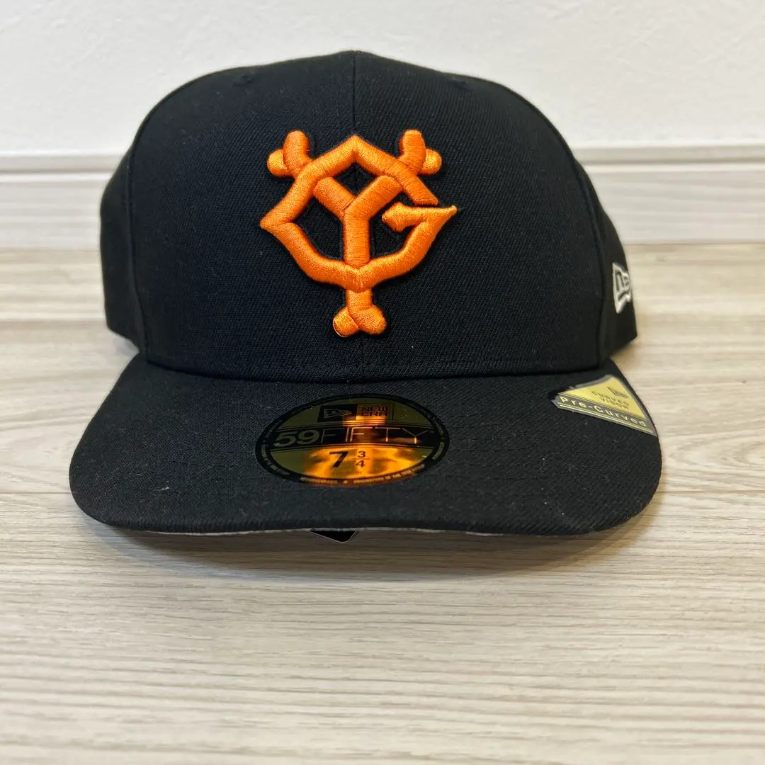 Thumbnail of Yomiuri Giants New Era 59FIFTY NPB Cap 7 1/4