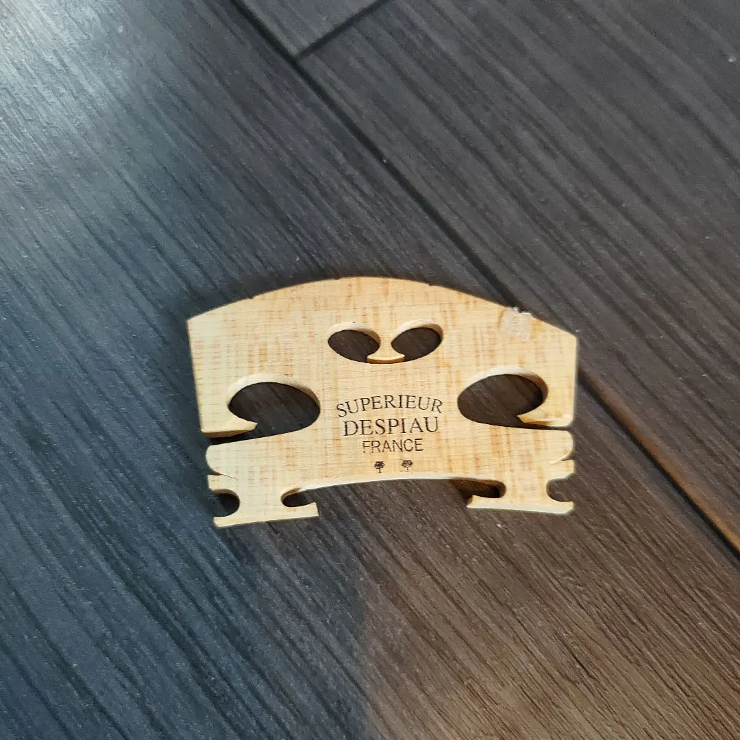 Thumbnail of DESPIAU Despiau French-made violin bridge 4/4