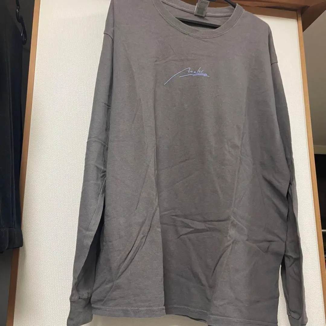 Thumbnail of Maki Logo T-shirt Set