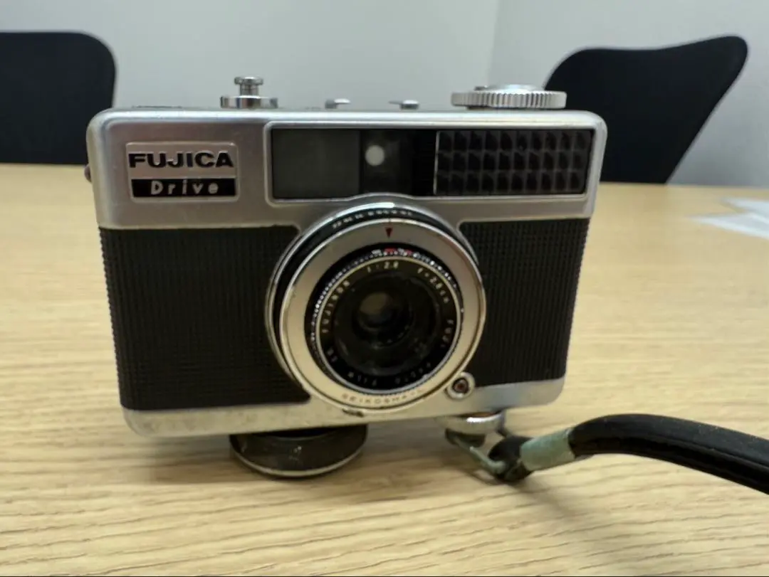 ✨美品✨完動品✨FUJICA Drive ゼンマイ コンパクトフィルムカメラ✨ 2025年最新】FUJICA DRIVEの人気アイテム - メルカリ