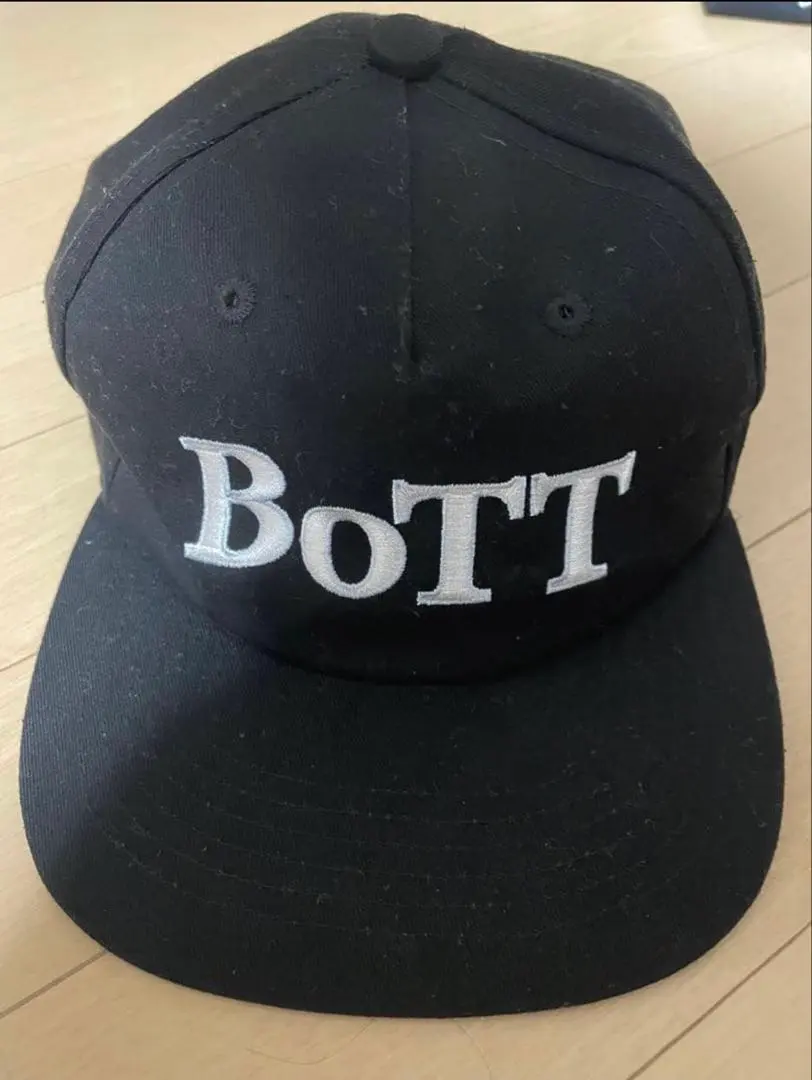 BoTT 黑色帽子 Dvinities worldwide 的縮圖