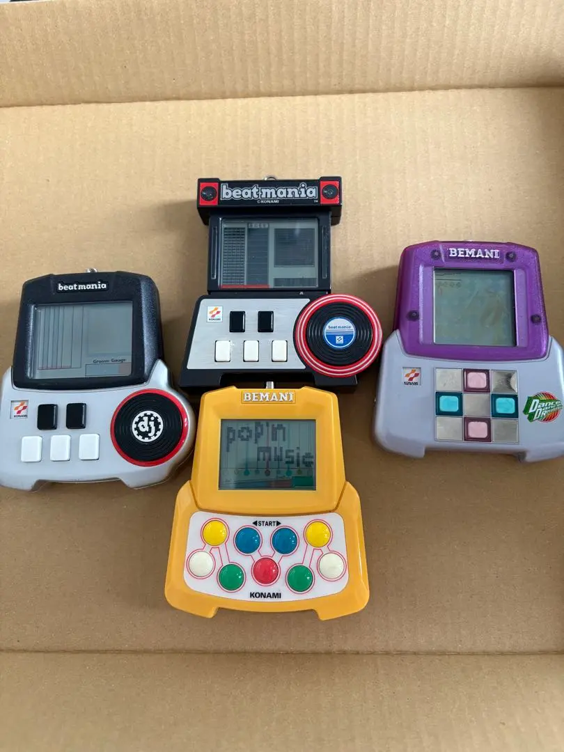未使用　ビーマニポケット ダンスダンスレボリューション Amazon.co.jp: 、 ビーマニポケット ダンスダンス