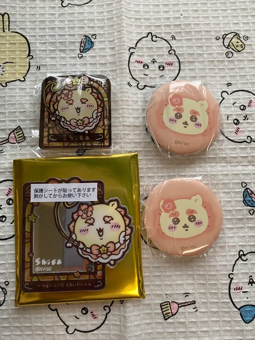 2025年最新】ちいかわまじかるちいかわおかおマット缶バッジの